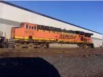 BNSF 6225 Infront